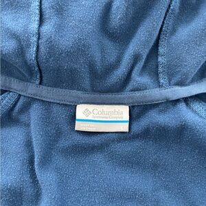 Columbia Blue Ski Jacket Warm and Cozy